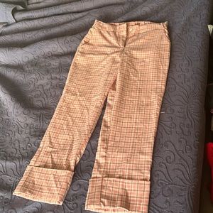 Riley&Rae plaid pink pants.
